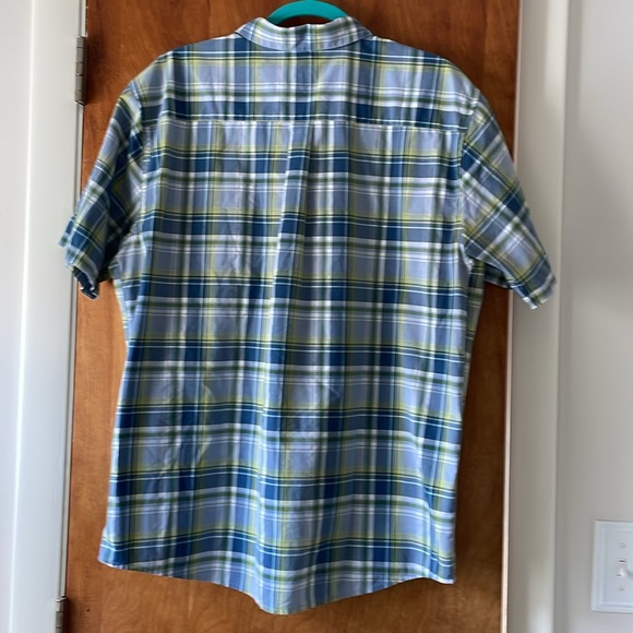 Patagonia Men’s Short Sleeve Shirt - Picture 2 of 4